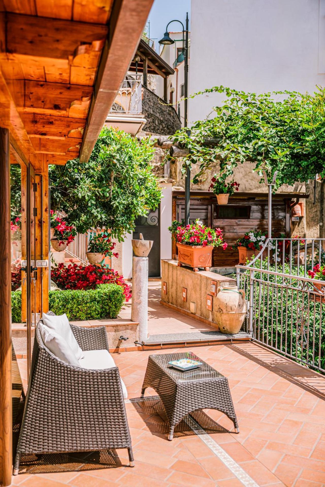 B&B Il Cortile Ravello Exterior photo